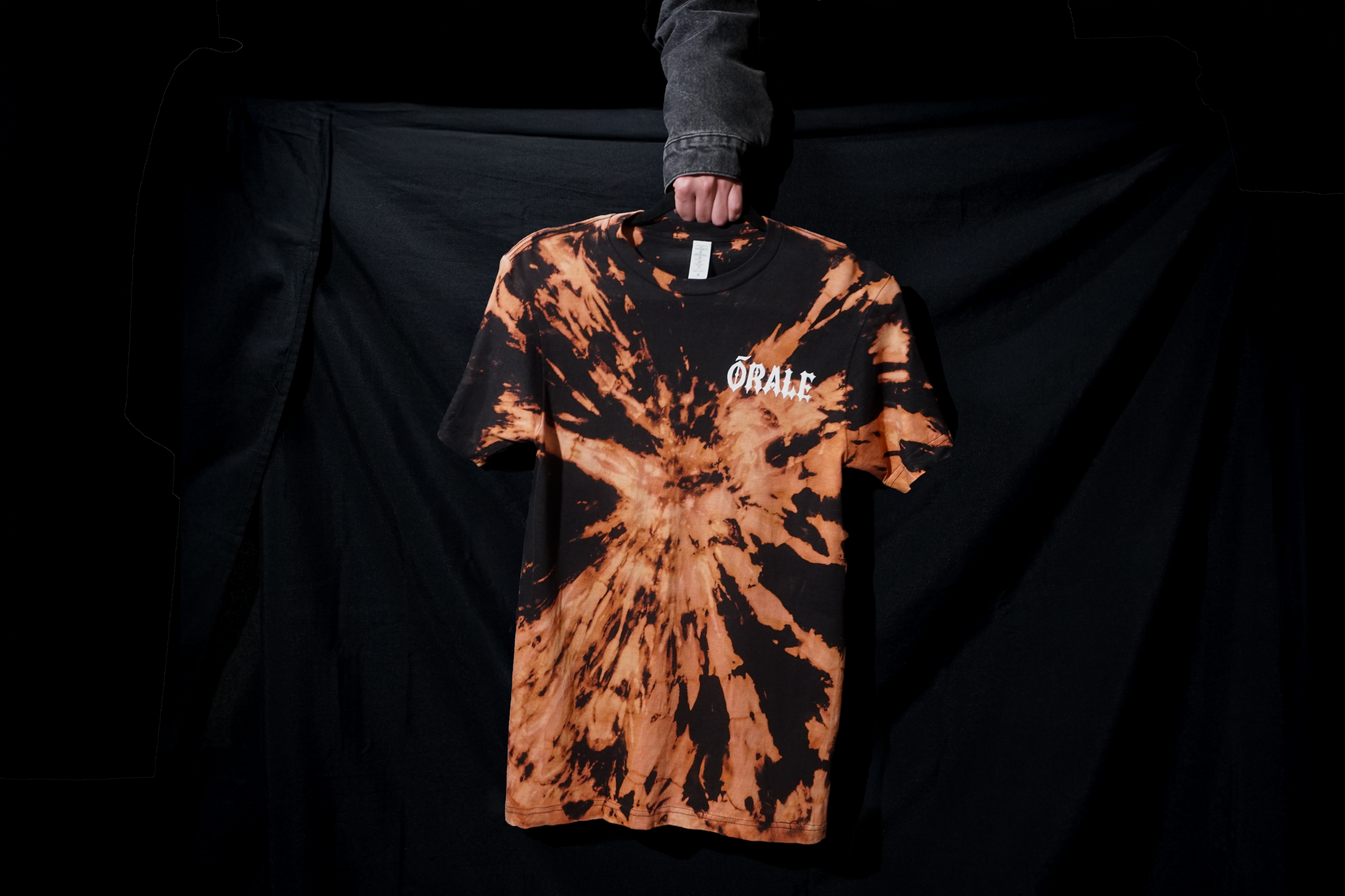 Órale Noir Spiral Tee